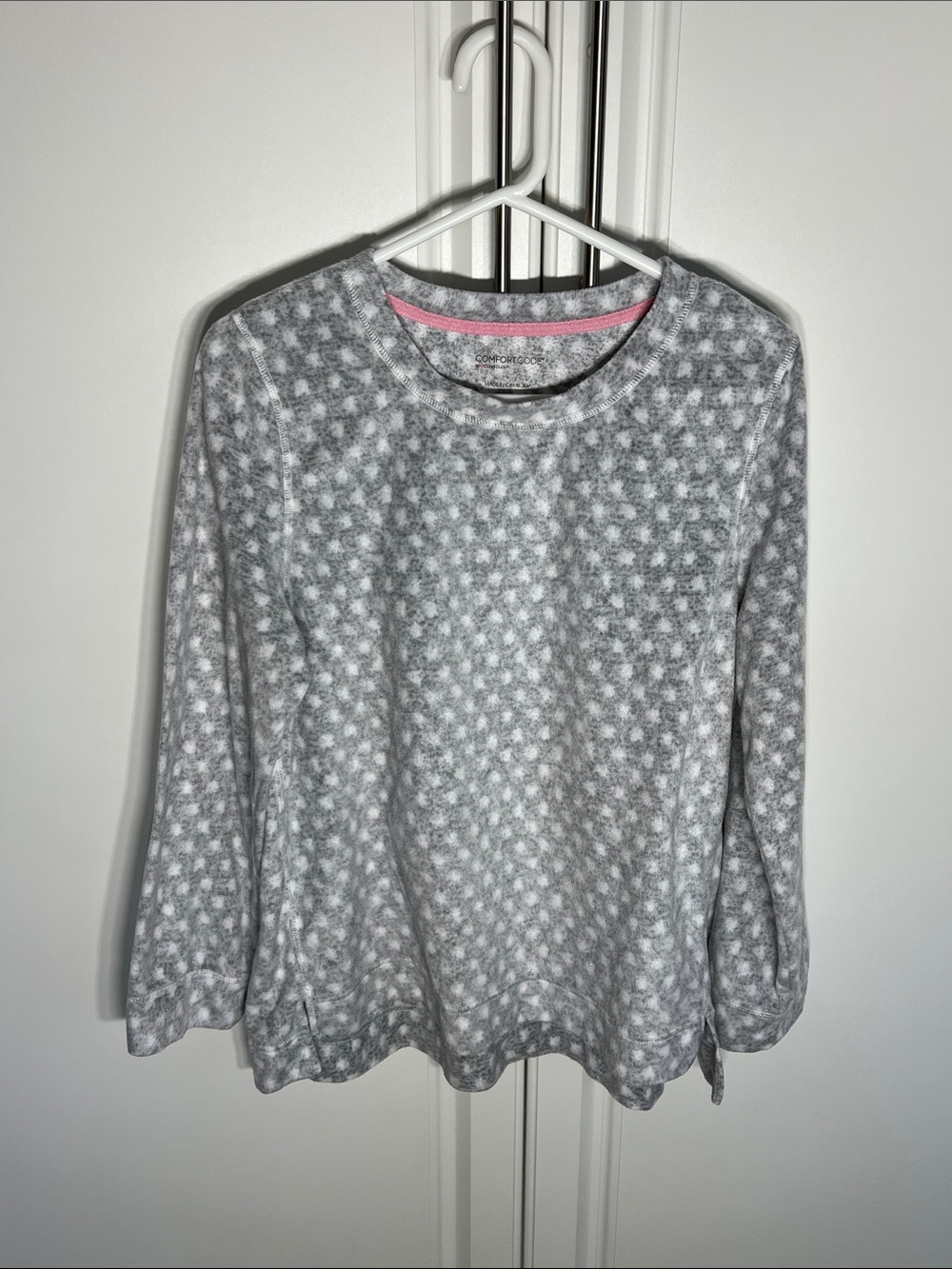 Comfort code Women's Gray Patterned Long-Sleeve Cozy Top